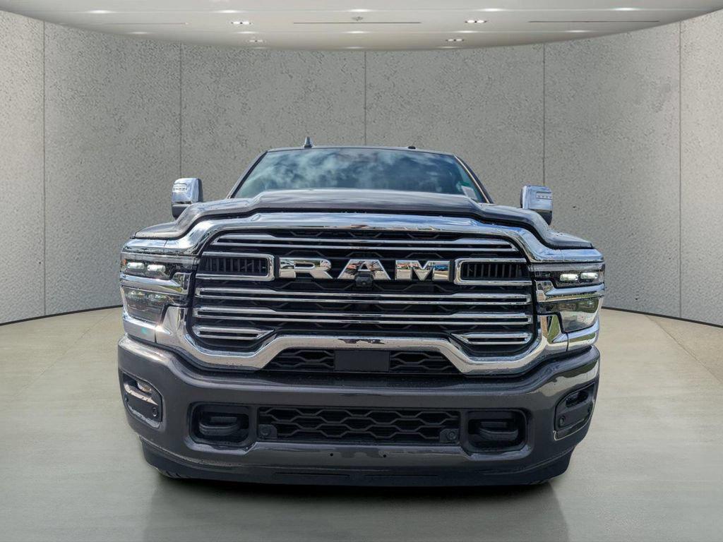 صورة 2 لـ 2026 RAM 2500 LARAMIE CREW CAB 4X4 6'4' BOX