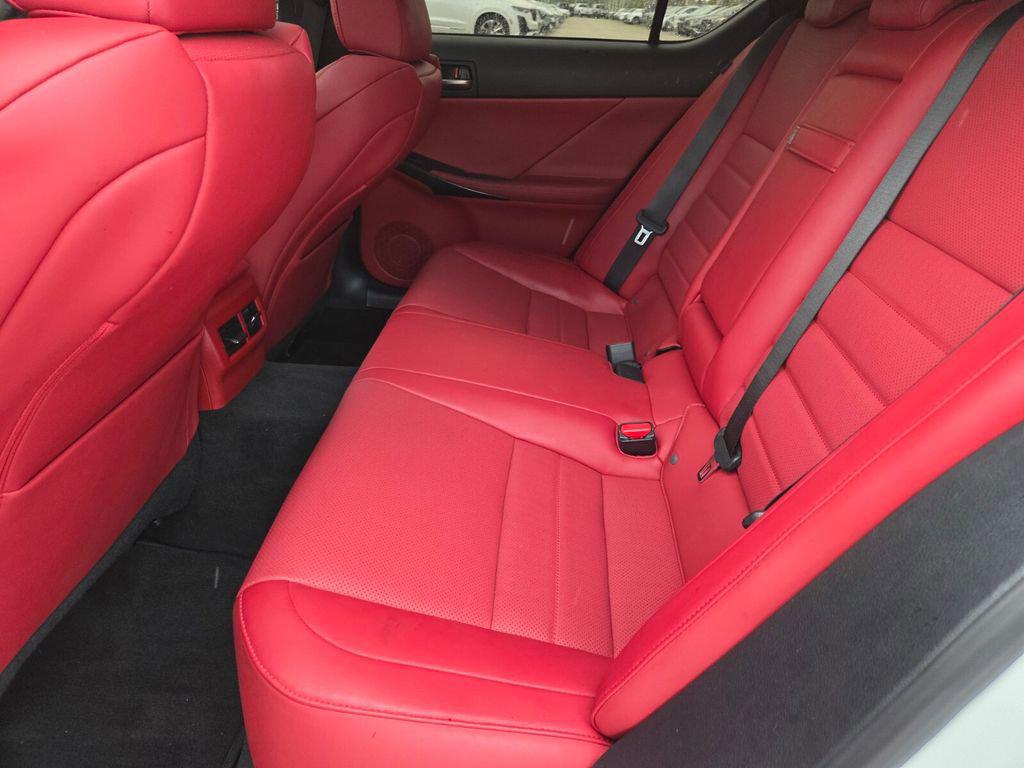 صورة مصغرة 21 لـ 2023 Lexus IS 350 BASE