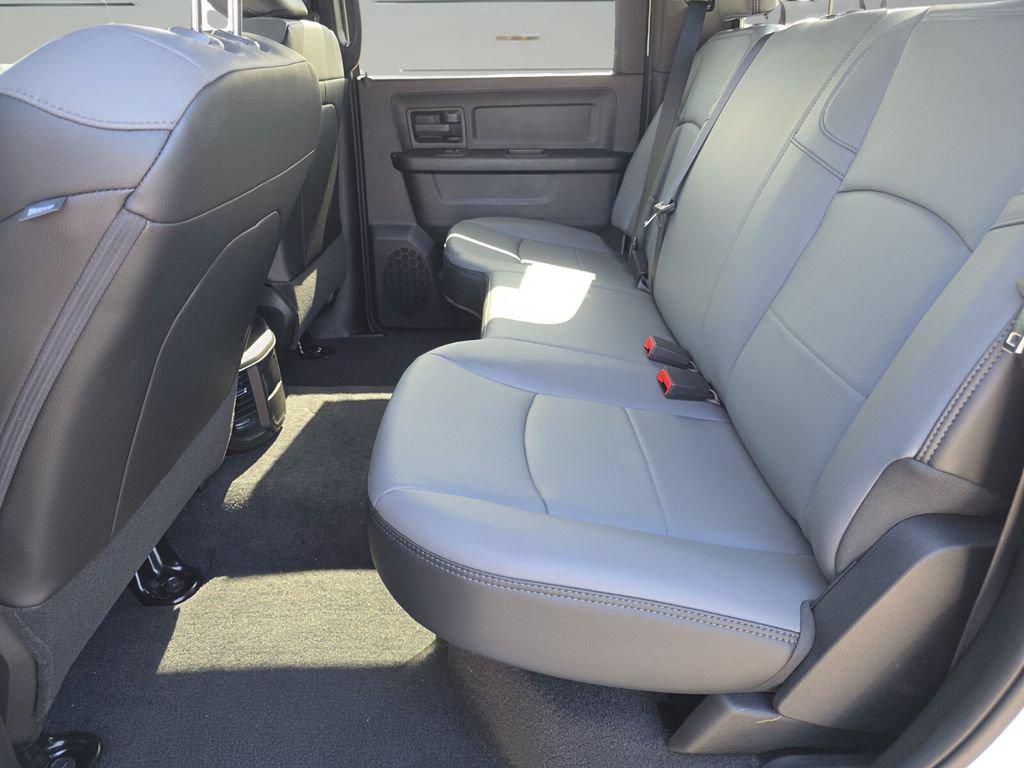 2026 RAM 2500 TRADESMAN CREW CAB 4X4 8' BOX — фото 9