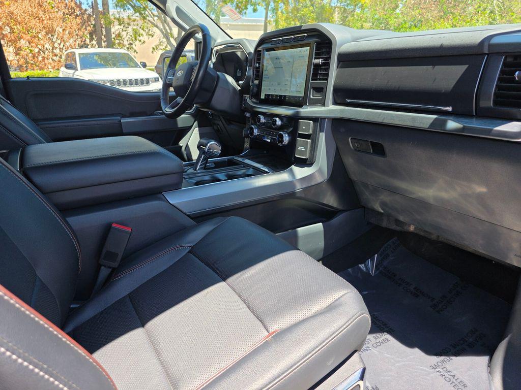 FORD F-150 LARIAT - 9
