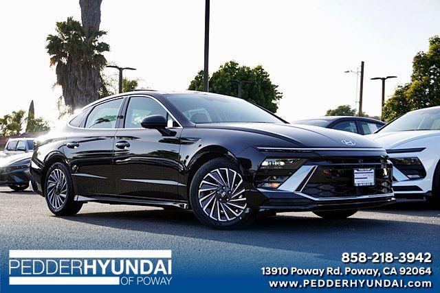 New 2026 Hyundai SONATA Hybrid Limited
