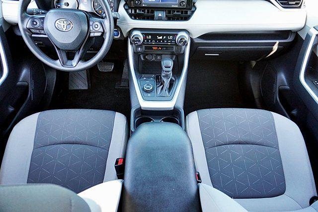 2021 Toyota RAV4 HYBRID XLE — миниатюра 21