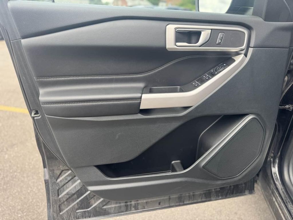 2024 FORD EXPLORER XLT — миниатюра 12