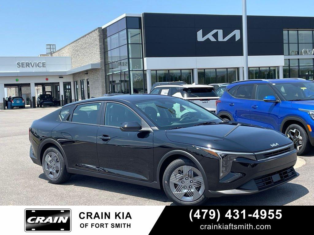 New 2026 Kia K4 LX