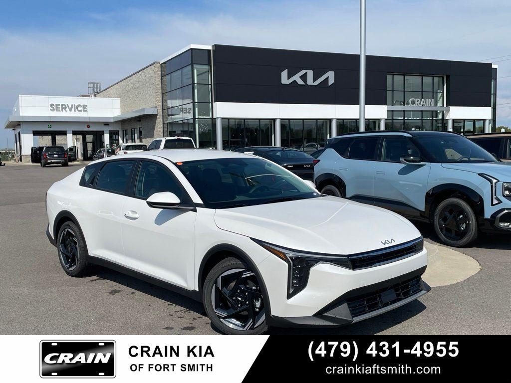 New 2026 Kia K4 EX
