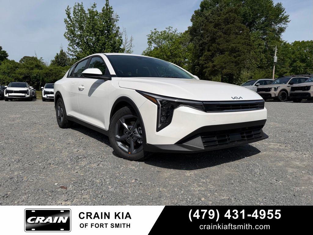 New 2026 Kia K4 LXS