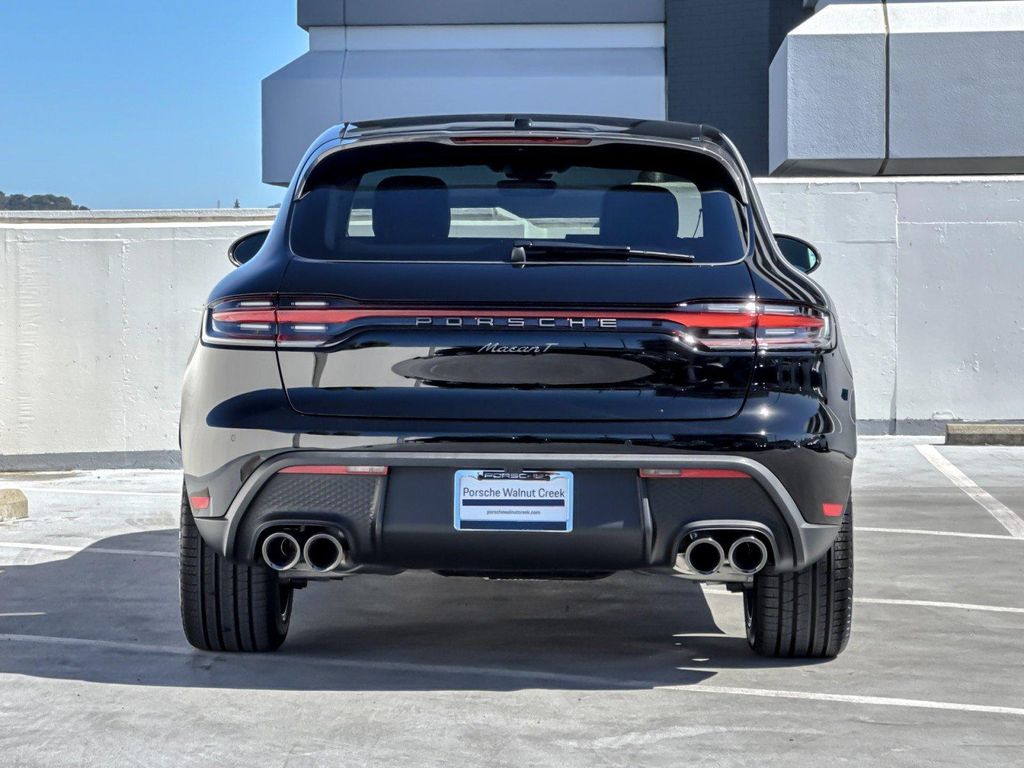 2026 Porsche MACAN T — фото 7
