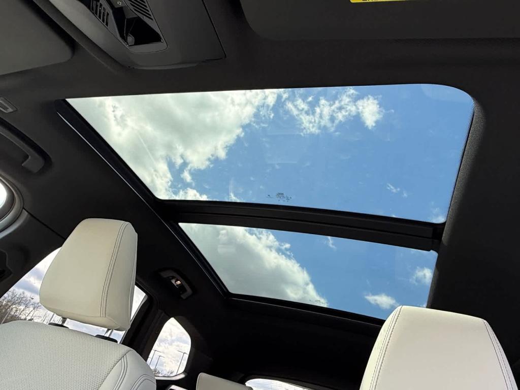 صورة مصغرة 29 لـ 2026 BMW X1 XDRIVE28I