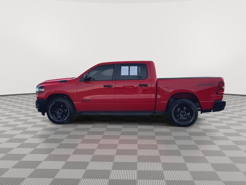 2025 RAM 1500 WARLOCK CREW CAB 4X4 5'7' BOX 照片 5