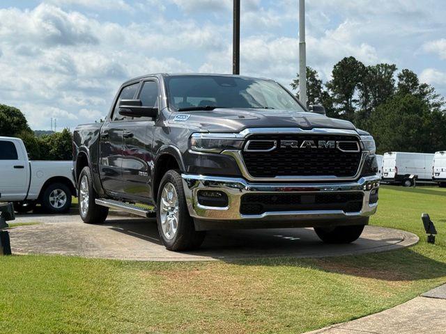 صورة 1 لـ 2026 RAM 1500 BIG HORN/LONE STAR