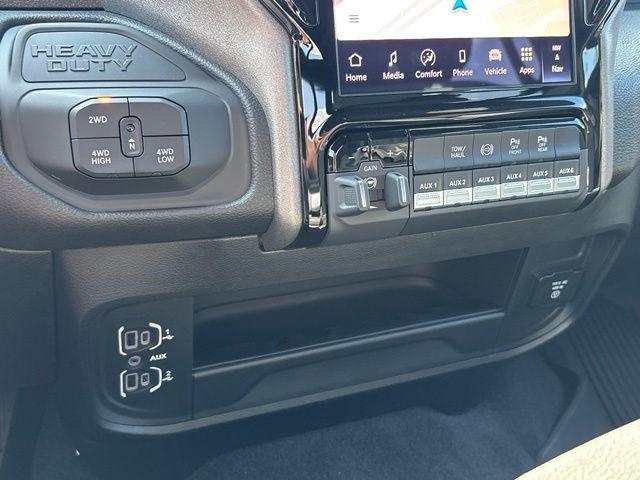 2026 RAM 2500 BLACK EXPRESS CREW CAB 4X4 6'4' BOX thumbnail 22