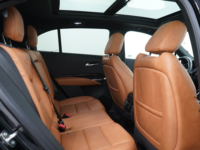 2022 Cadillac XT4 AWD SPORT — фото 14