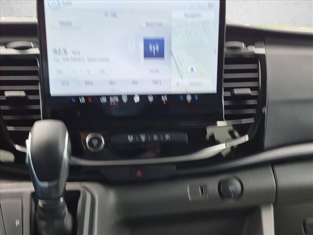2025 FORD TRANSIT-350 XLT photo 16