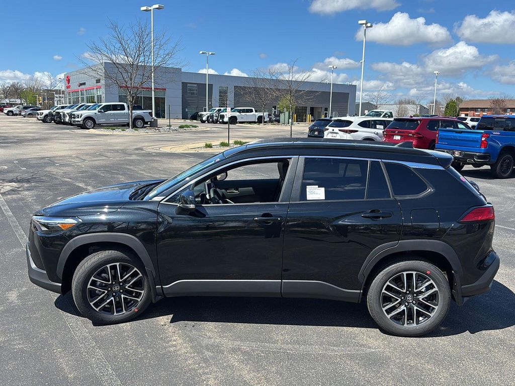 TOYOTA COROLLA CROSS - 8