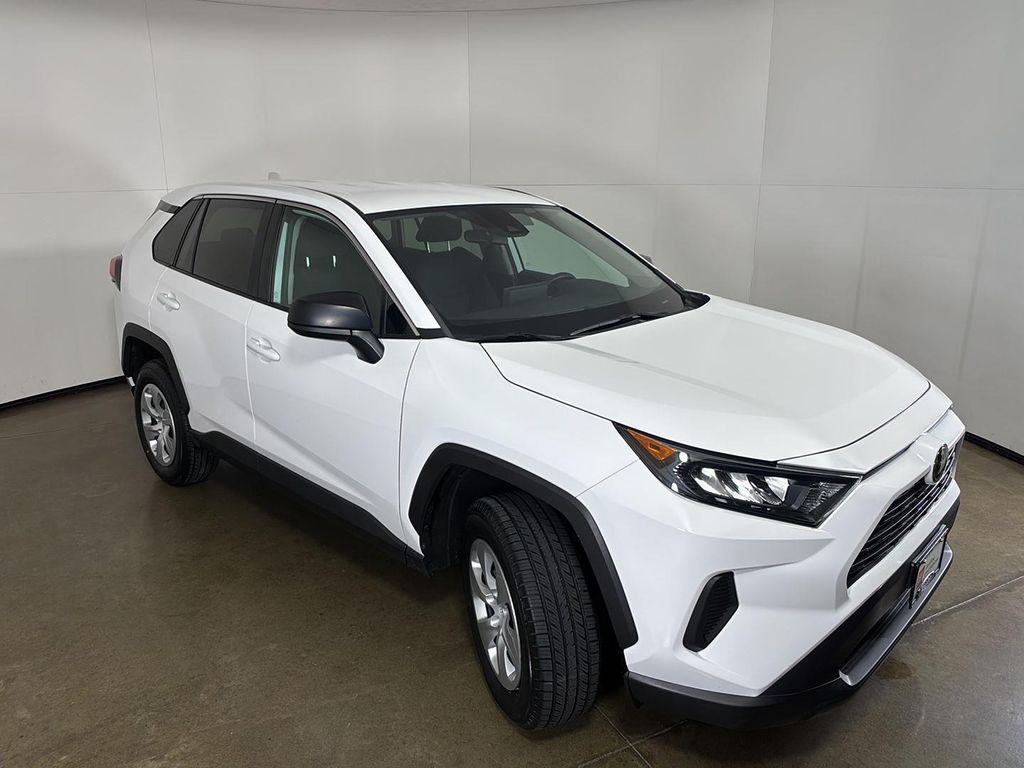 TOYOTA RAV4 - 8