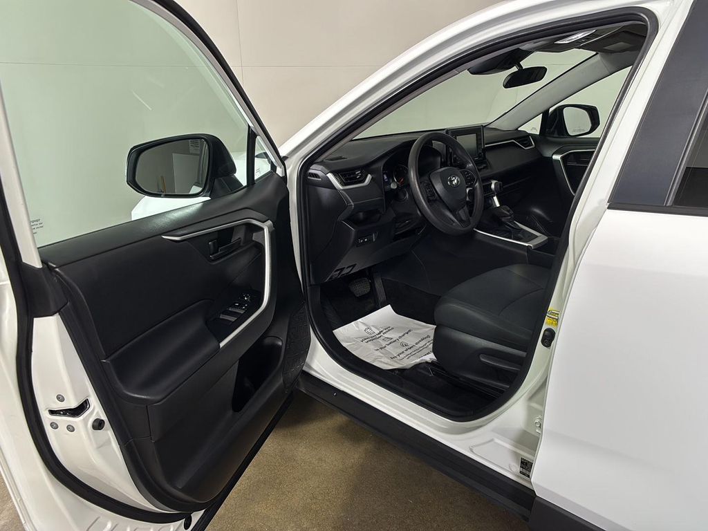 TOYOTA RAV4 - 2