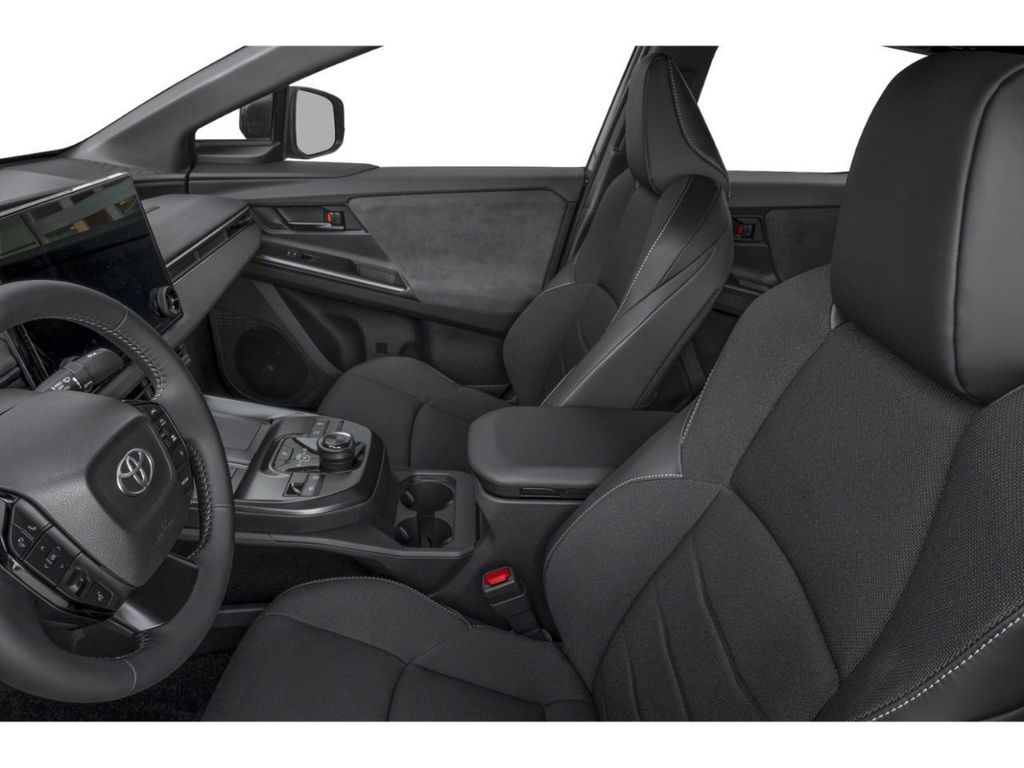 2026 Toyota C-HR XSE photo 4