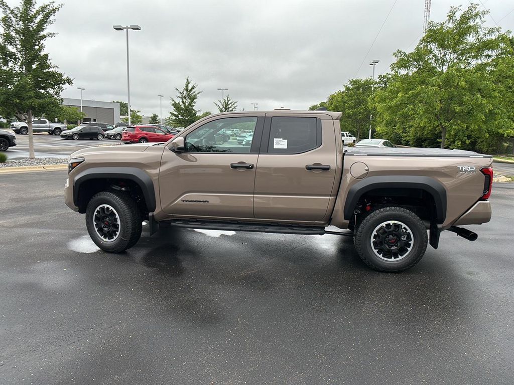 صورة مصغرة 11 لـ 2026 Toyota TACOMA SR5
