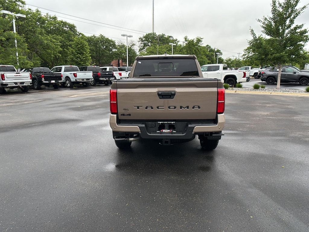 صورة مصغرة 13 لـ 2026 Toyota TACOMA SR5