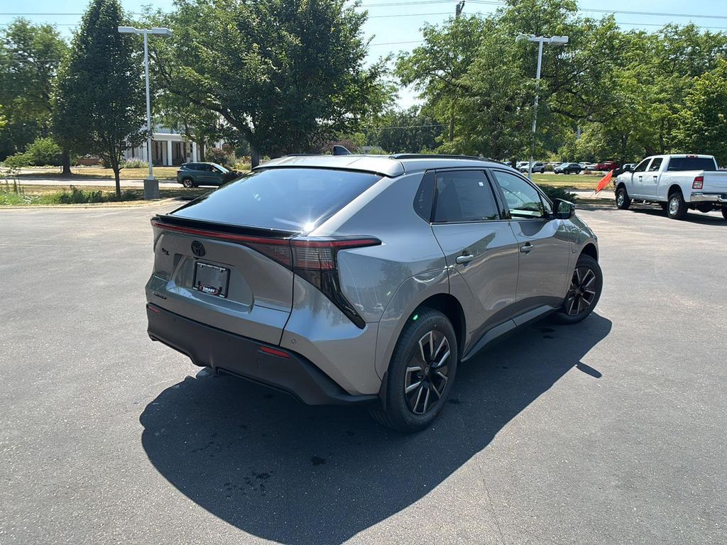 صورة مصغرة 27 لـ 2026 Toyota BZ XLE