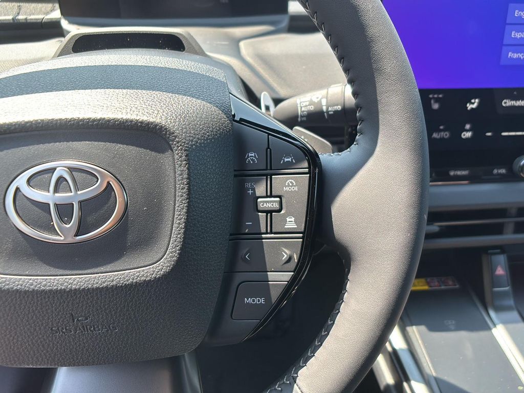 صورة مصغرة 20 لـ 2026 Toyota BZ XLE