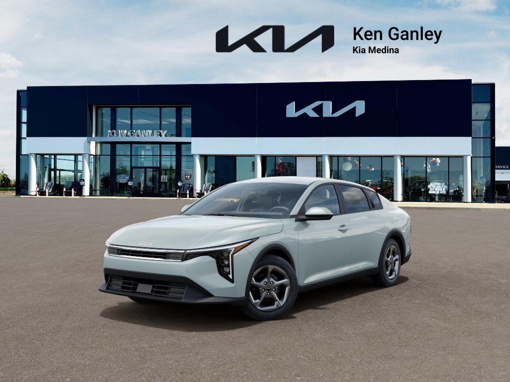 New 2026 Kia K4 LXS