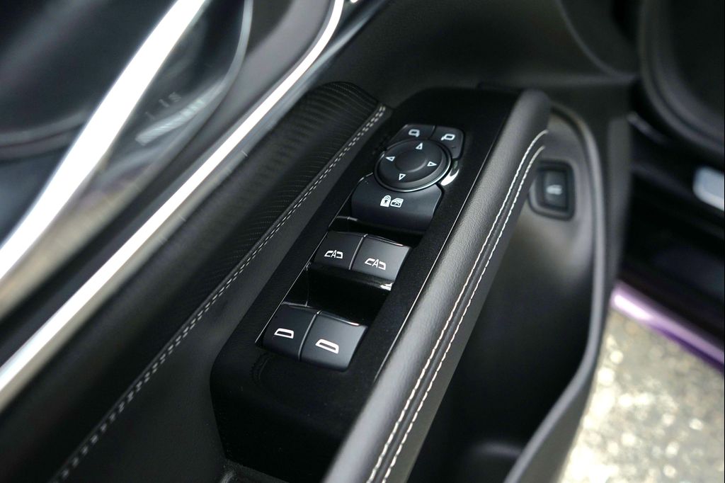 2025 Cadillac CT4-V V-SERIES BLACKWING RWD — фото 11