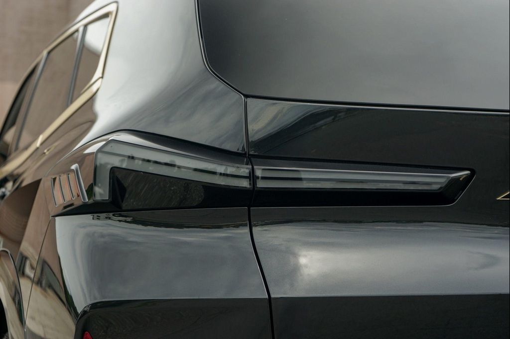 صورة مصغرة 51 لـ 2023 BMW XM