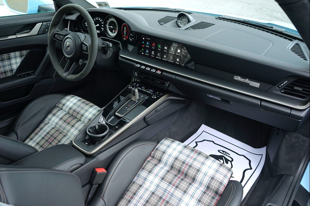 2025 Porsche 911 TURBO 缩略图 42