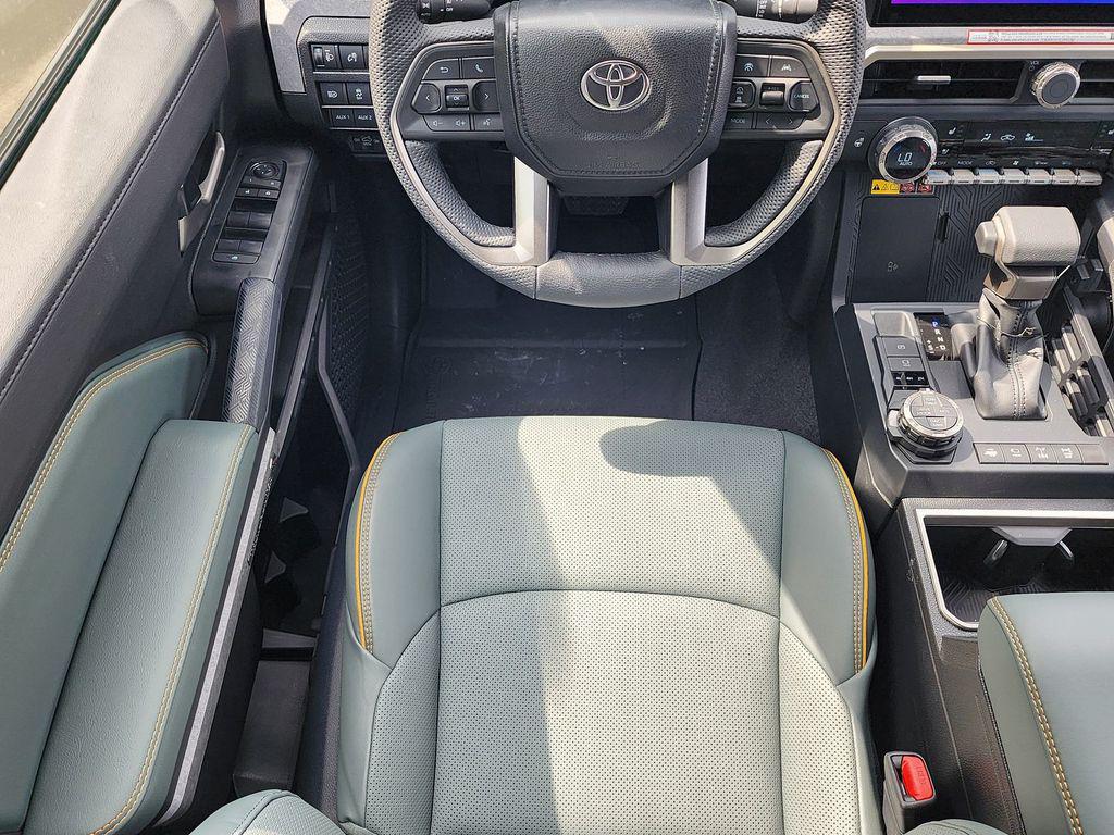 TOYOTA TACOMA - 7