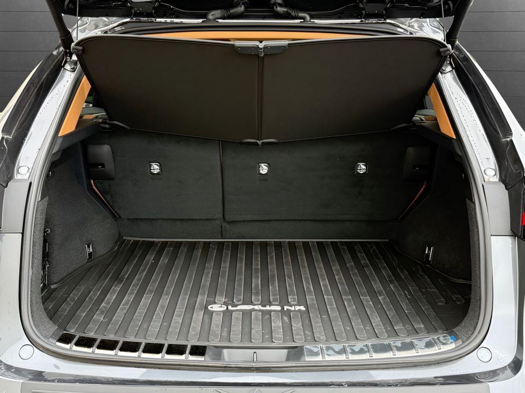 صورة 5 لـ 2026 Lexus NX 350 PREMIUM