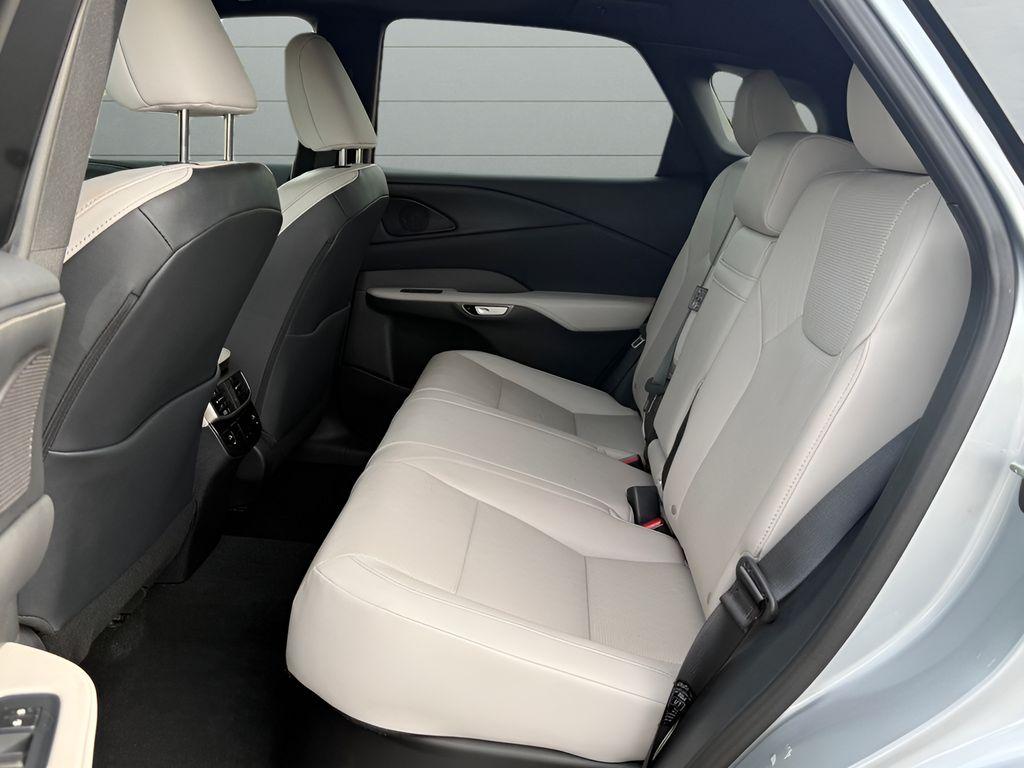 صورة 15 لـ 2023 Lexus RX 350 PREMIUM PLUS