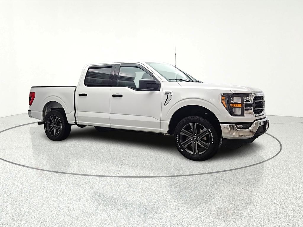 FORD F-150 XLT - 2