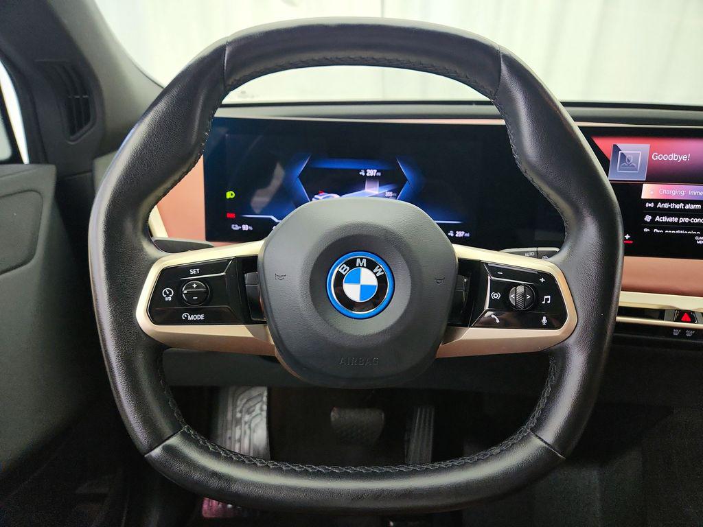 2023 BMW IX XDRIVE50 — миниатюра 15