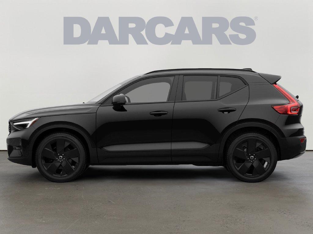 صورة 3 لـ 2026 Volvo XC40 BLACK EDITION ULTRA, B5 AWD GAS (MILD HYBRID)