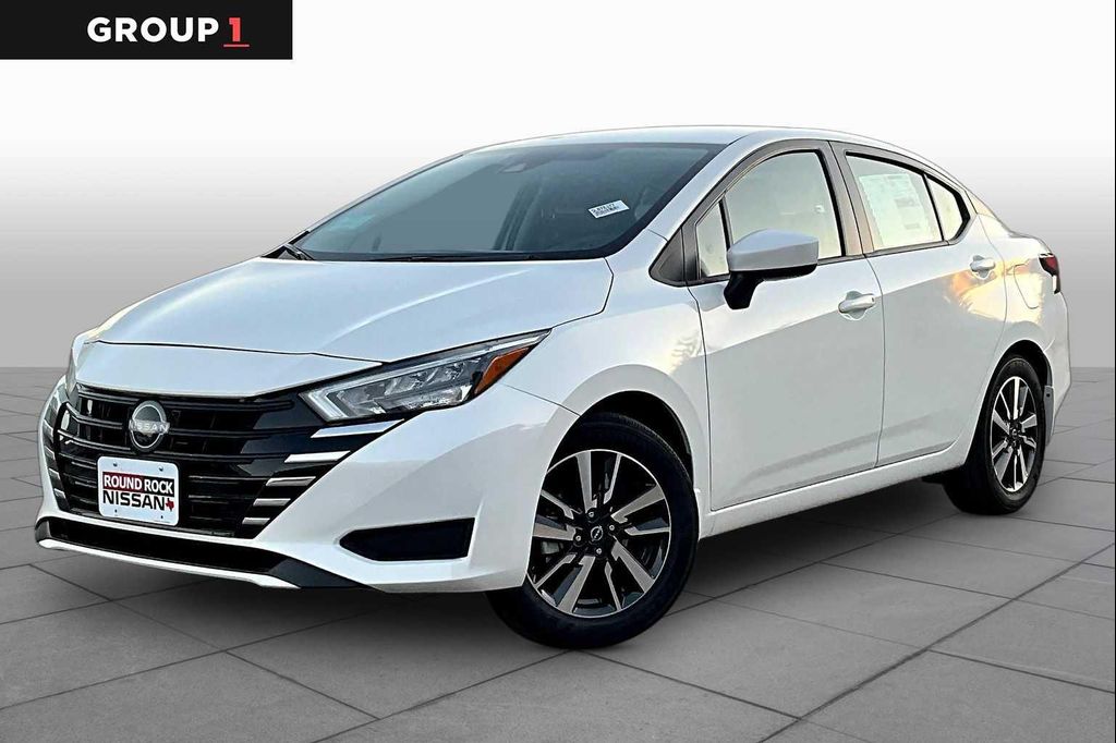 New 2025 Nissan Versa 1.6 SV