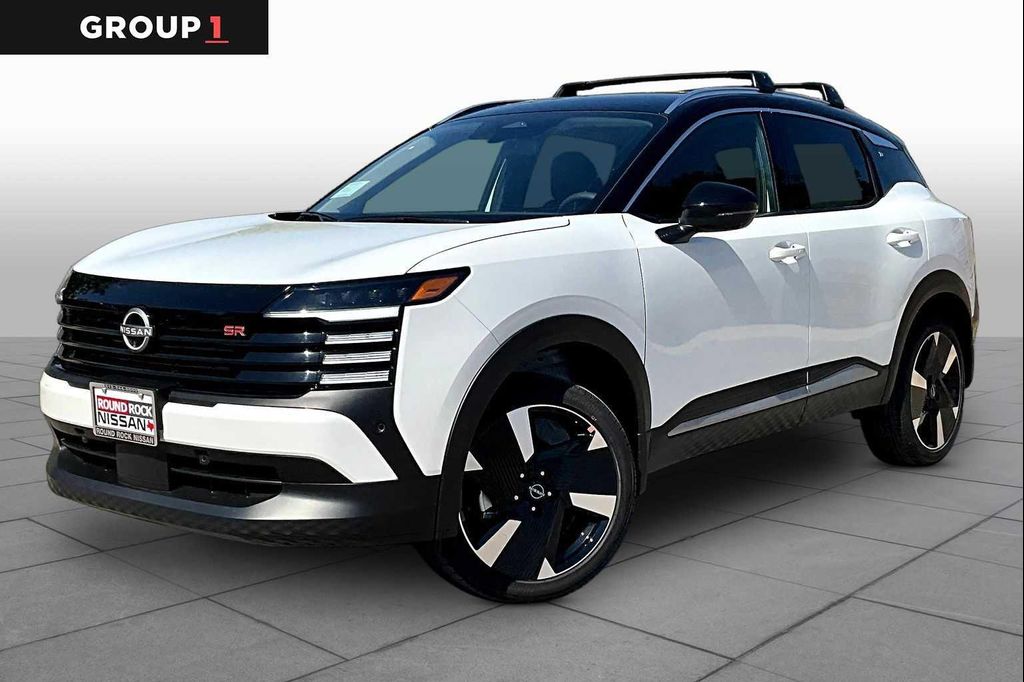 New 2026 Nissan Kicks SR