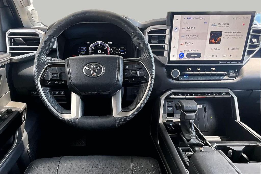 صورة 6 لـ 2024 Toyota TUNDRA HYBRID LIMITED