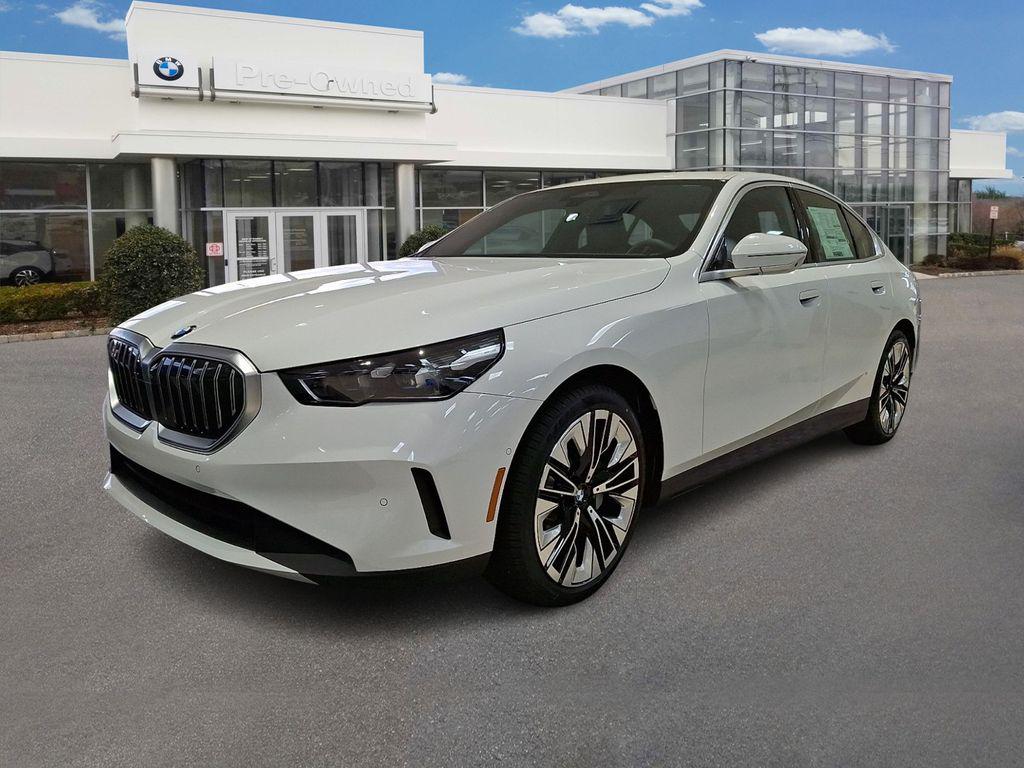 New 2026 BMW 530 xDrive