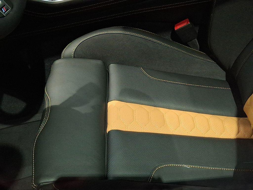2026 BMW X5 M BASE — фото 8