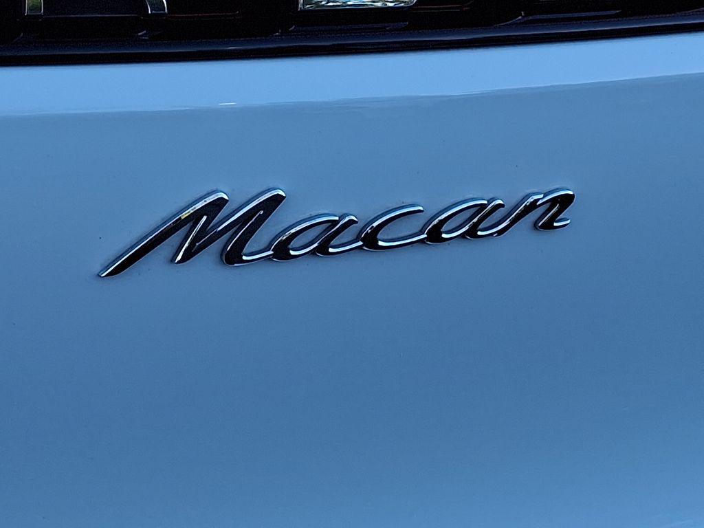 2025 Porsche MACAN — миниатюра 28