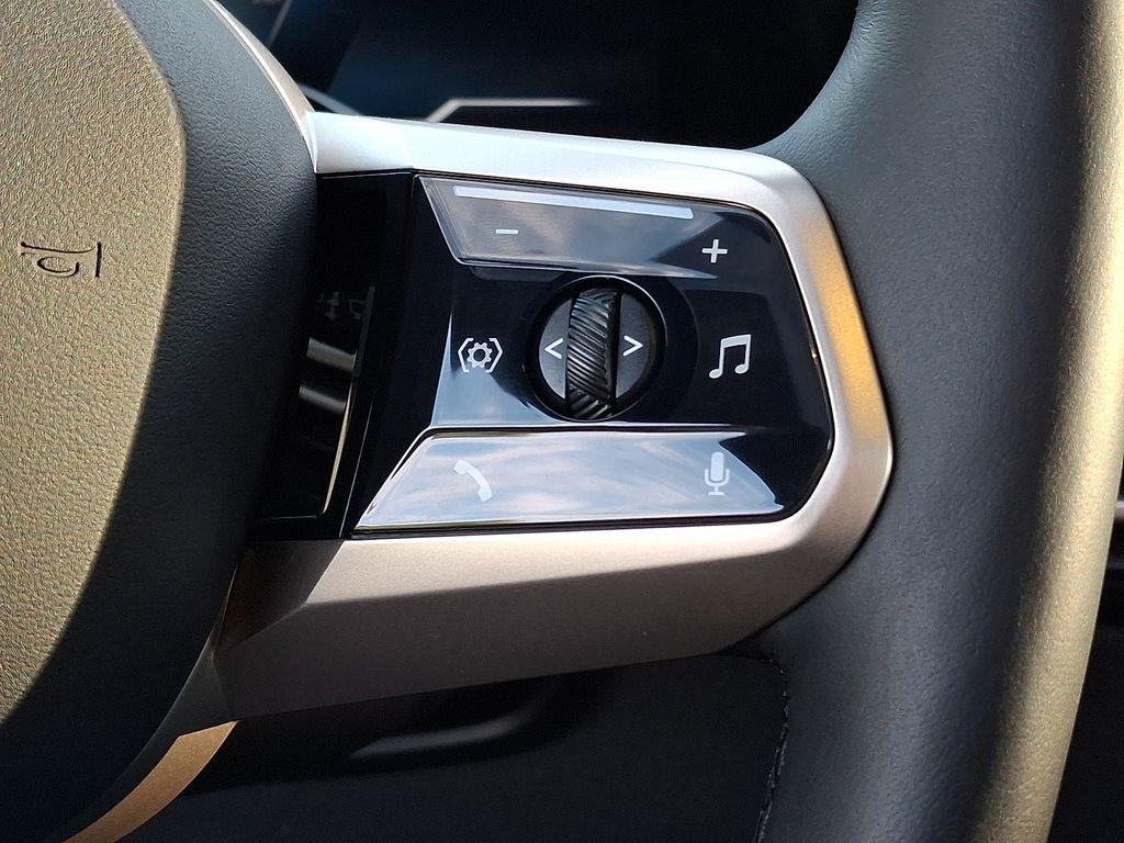 2023 BMW IX M60 缩略图 17