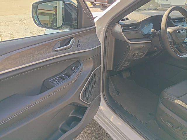 New 2026 Jeep Grand Cherokee L Limited