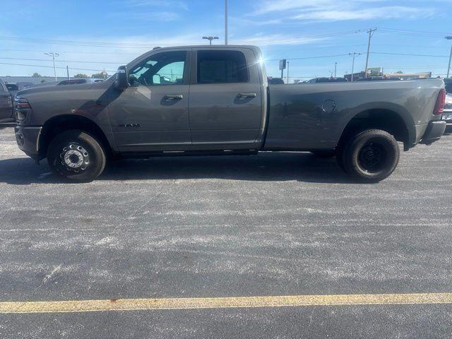 صورة 4 لـ 2026 RAM 3500 LARAMIE