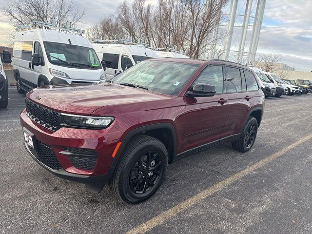 New 2025 Jeep Grand Cherokee Laredo