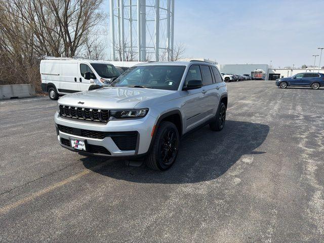 New 2026 Jeep Grand Cherokee Laredo