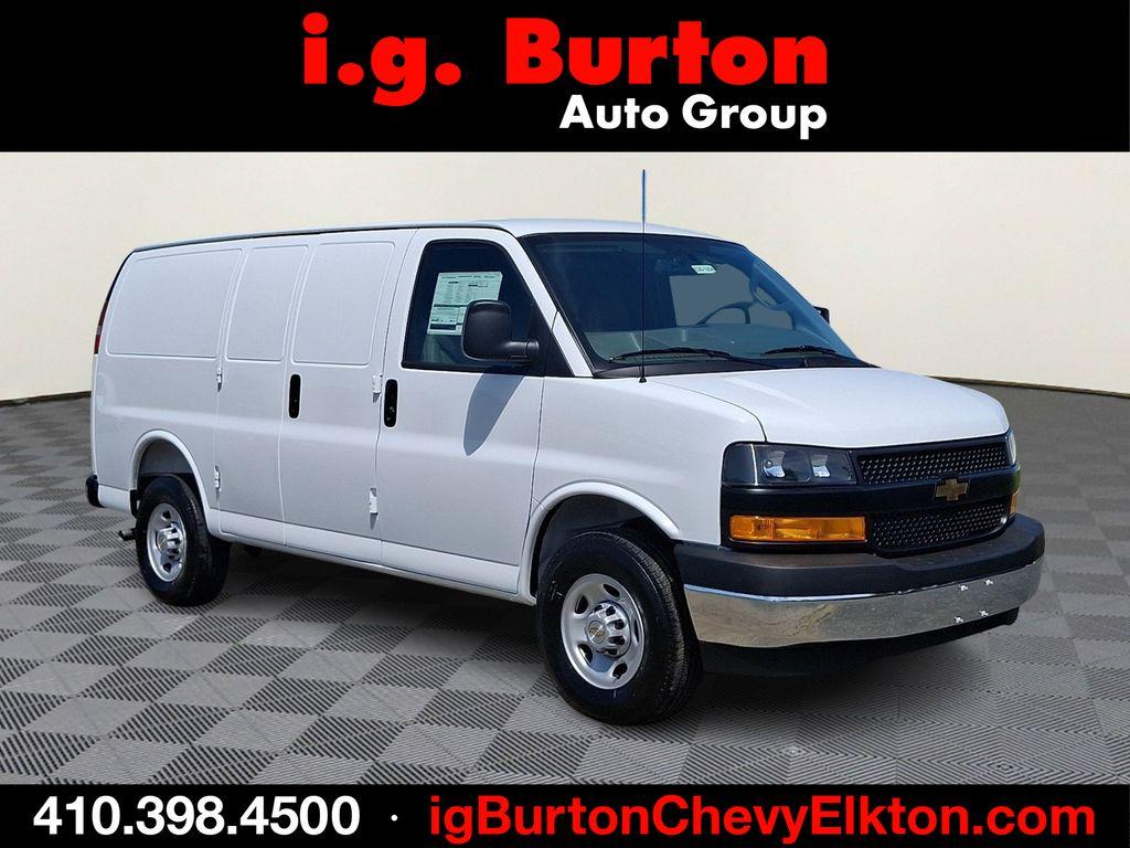 New 2026 Chevrolet Express 2500 Work Van