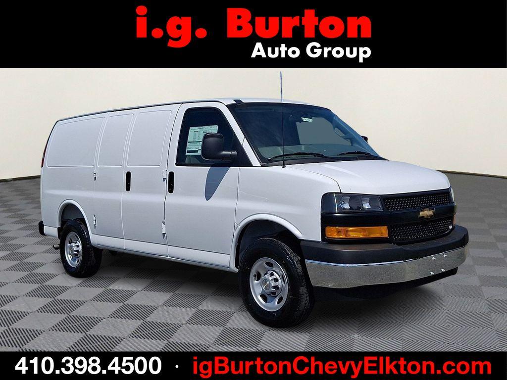 New 2026 Chevrolet Express 2500 Work Van