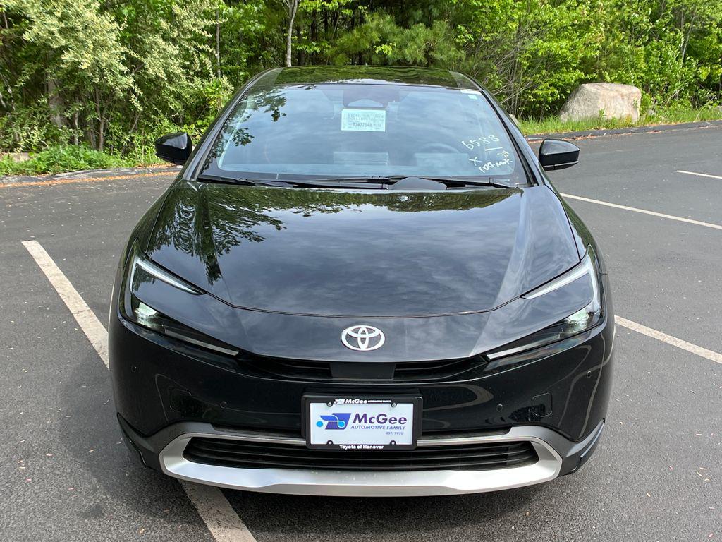 صورة 8 لـ 2026 Toyota PRIUS PLUG-IN HYBRID SE