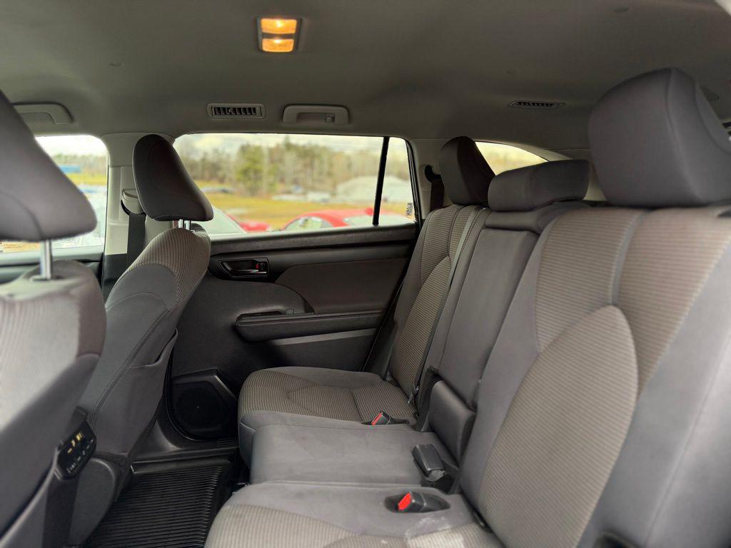 TOYOTA HIGHLANDER - 9